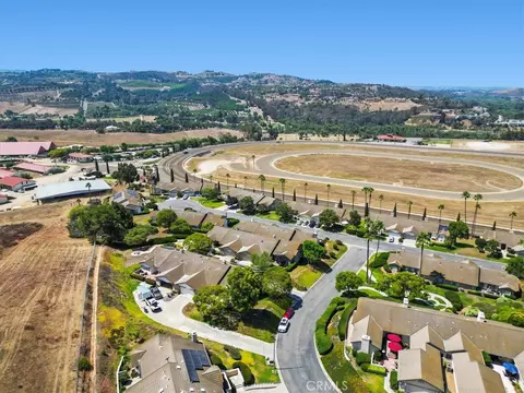 View/Area - 81 Via Larga, Bonsall, CA 92003 photo 5 of 7