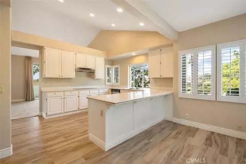 Kitchen - 81 Via Larga, Bonsall, CA 92003 photo 7 of 8