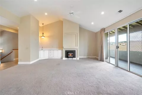 Living - 81 Via Larga, Bonsall, CA 92003 photo 5 of 7