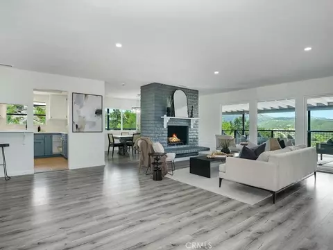 Living - 2302 Via Dieguenos, Alpine, CA 91901 photo 5 of 8