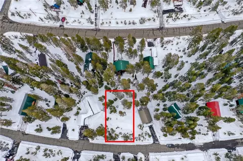 5252 Palisade Rd, Soda Springs, CA 95728