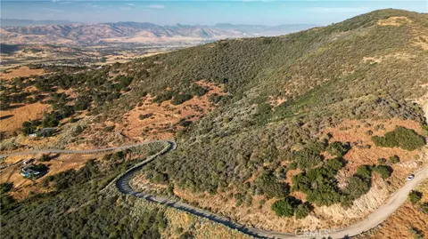 18000 Matterhorn Ct, Tehachapi, CA 93561 photo 17