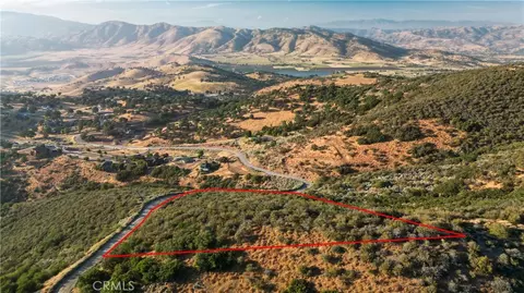 18000 Matterhorn Ct, Tehachapi, CA 93561 photo 9