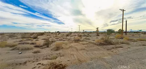 1015 Sea Shore Ave, Thermal, CA 92274