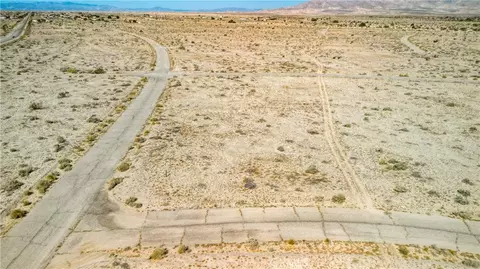 2711 Twin Lakes Ave, Thermal, CA 92274 photo 27