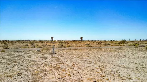 2711 Twin Lakes Ave, Thermal, CA 92274 photo 6