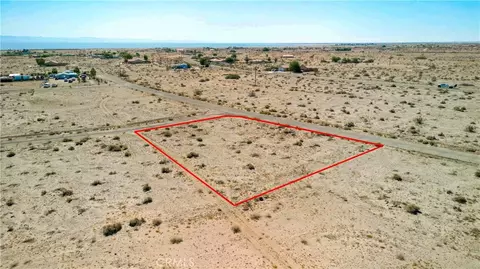 2711 Twin Lakes Ave, Thermal, CA 92274 photo 8