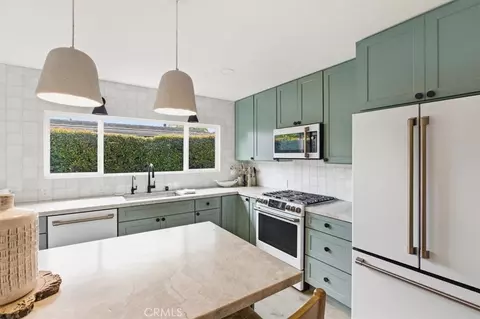 Kitchen - 1438 Kurtz, Oceanside, CA 92054 photo 5 of 7