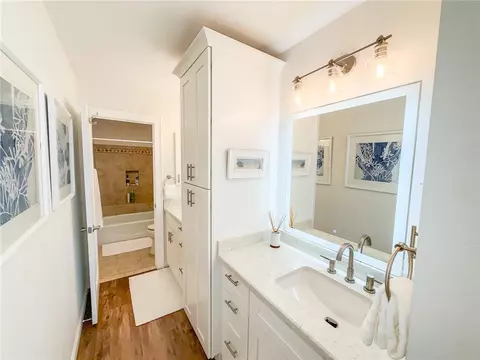 Bath - 910 N Pacific #40, Oceanside, CA 92054 photo 2 of 4