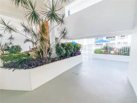 Exterior - 910 N Pacific #40, Oceanside, CA 92054 photo 4 of 13