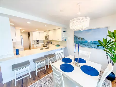 Dining - 910 N Pacific #40, Oceanside, CA 92054 photo 2 of 2