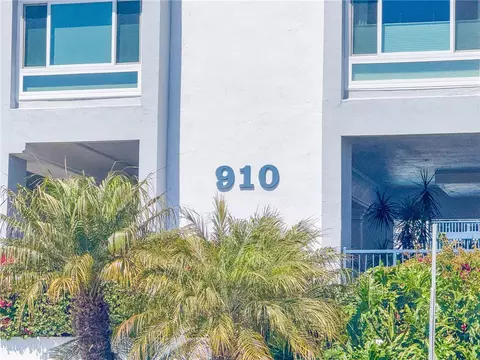 Exterior - 910 N Pacific #40, Oceanside, CA 92054 photo 9 of 13