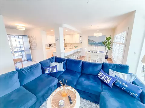 Living - 910 N Pacific #40, Oceanside, CA 92054 photo 5 of 8