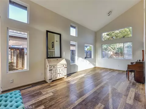 Living - 5727 Dartmoor, Oceanside, CA 92057 photo 3 of 4
