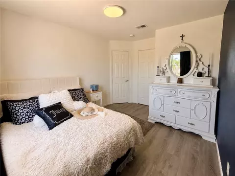 Bedroom - 5727 Dartmoor, Oceanside, CA 92057 photo 6 of 8