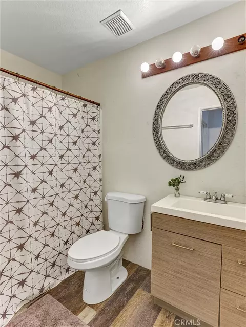 Bath - 5727 Dartmoor, Oceanside, CA 92057 photo 2 of 2