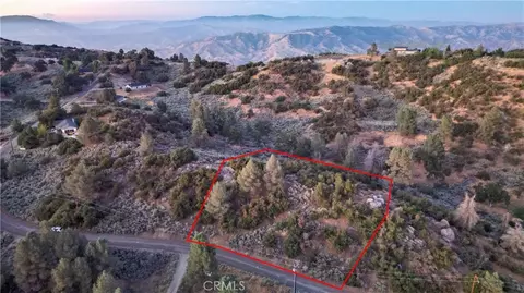 26500 Winchester Ct, Tehachapi, CA 93561 photo 4