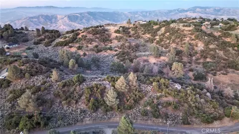 26500 Winchester Ct, Tehachapi, CA 93561 photo 10
