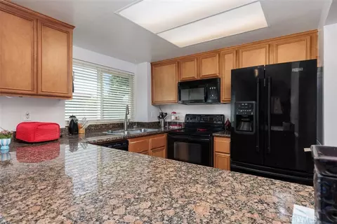 Kitchen - 31909 Del Cielo Este #13, Bonsall, CA 92003 photo 2 of 3