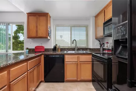 Kitchen - 31909 Del Cielo Este #13, Bonsall, CA 92003 photo 1 of 3