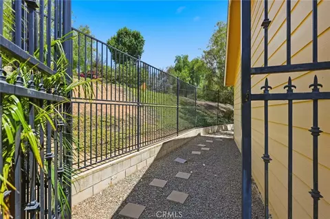 Exterior - 3839 Forbell, Fallbrook, CA 92028 photo 9 of 30