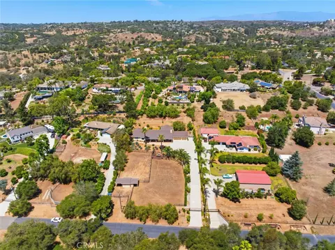 View/Area - 3839 Forbell, Fallbrook, CA 92028 photo 8 of 11
