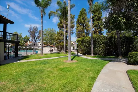 Exterior - 333 N Melrose Dr #E, Vista, CA 92083 photo 10 of 13