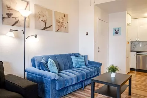 1621 Hotel Cir S #E320, San Diego, CA 92108