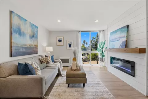 3050 Rue Dorleans #304, San Diego, CA 92110