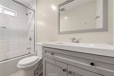 Bath - 262 Lustrosos St, Oceanside, CA 92057 photo 2 of 2