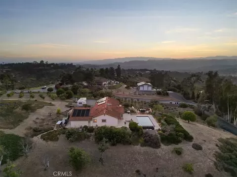 View/Area - 1509 Macadamia Dr, Fallbrook, CA 92028 photo 11 of 15