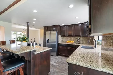Kitchen - 1509 Macadamia Dr, Fallbrook, CA 92028 photo 3 of 5