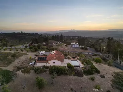 View/Area - 1509 Macadamia Dr, Fallbrook, CA 92028 photo 10 of 14