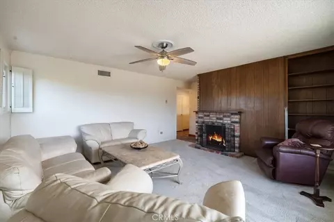 Living - 1509 Macadamia Dr, Fallbrook, CA 92028 photo 5 of 5
