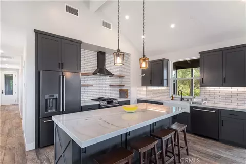 Kitchen - 1104 Sierra Bonita, Fallbrook, CA 92028 photo 2 of 3