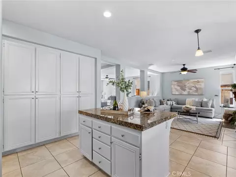 Kitchen - 3323 Avocado Vis, Fallbrook, CA 92028 photo 2 of 4