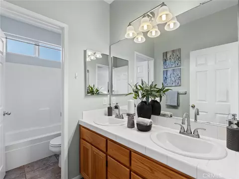 Bath - 3323 Avocado Vis, Fallbrook, CA 92028 photo 7 of 7