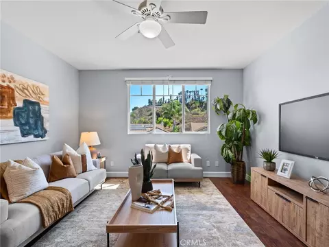 Living - 3323 Avocado Vis, Fallbrook, CA 92028 photo 6 of 8