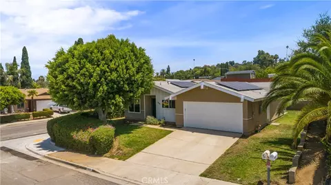 308 Retreat Ct, Fallbrook, CA 92028