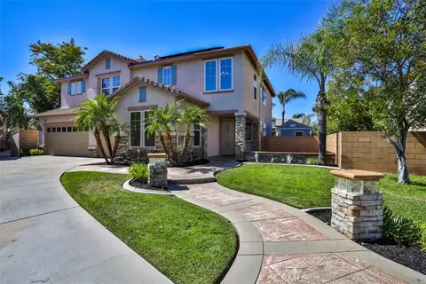 36695 Fontaine St, Winchester, CA 92596