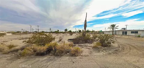 1319 Bering Blvd, Thermal, CA 92274