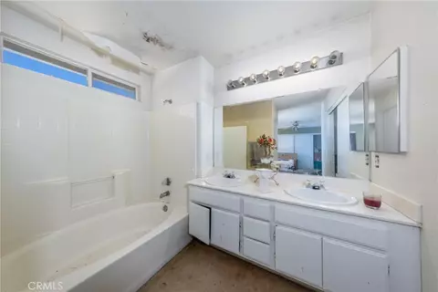 Bath - 14591 Monterey, Adelanto, CA 92301 photo 2 of 2