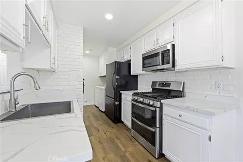 Kitchen - 3672 Harbor View Way, Oceanside, CA 92056 photo 2 of 4