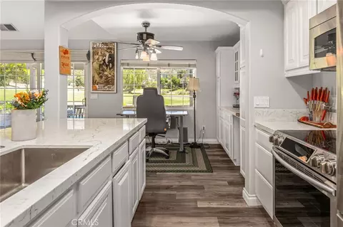 Kitchen - 23681 Country Villa, Ramona, CA 92065 photo 2 of 2