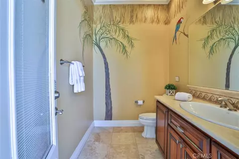 Bath - 39520 Colleen Way, Temecula, CA 92592 photo 1 of 9