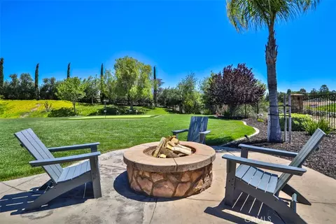 Exterior - 39520 Colleen Way, Temecula, CA 92592 photo 11 of 14