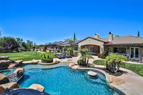 Exterior - 39520 Colleen Way, Temecula, CA 92592 photo 1 of 14