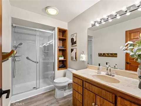 Bath - 2248 Mil Sorpresas, Fallbrook, CA 92028 photo 3 of 3