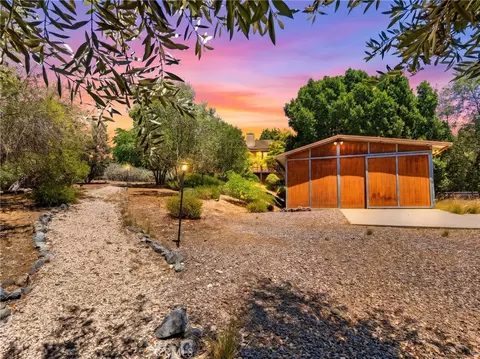 Exterior - 2248 Mil Sorpresas, Fallbrook, CA 92028 photo 8 of 19