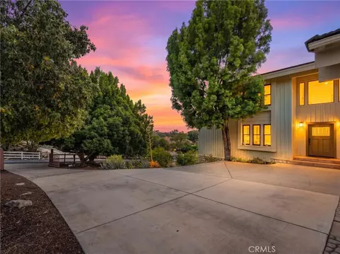 Exterior - 2248 Mil Sorpresas, Fallbrook, CA 92028 photo 2 of 19
